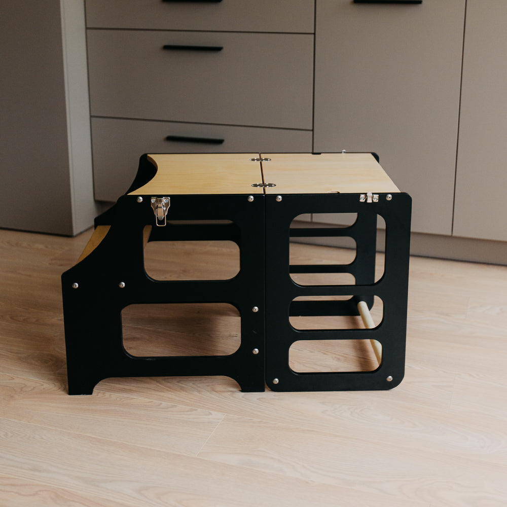 Foldable Kitchen Tower With a Slide