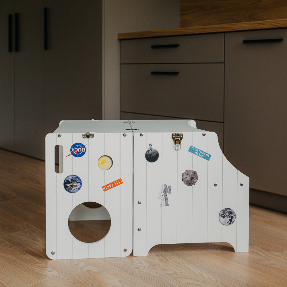 Foldable Kitchen Tower With a Slide