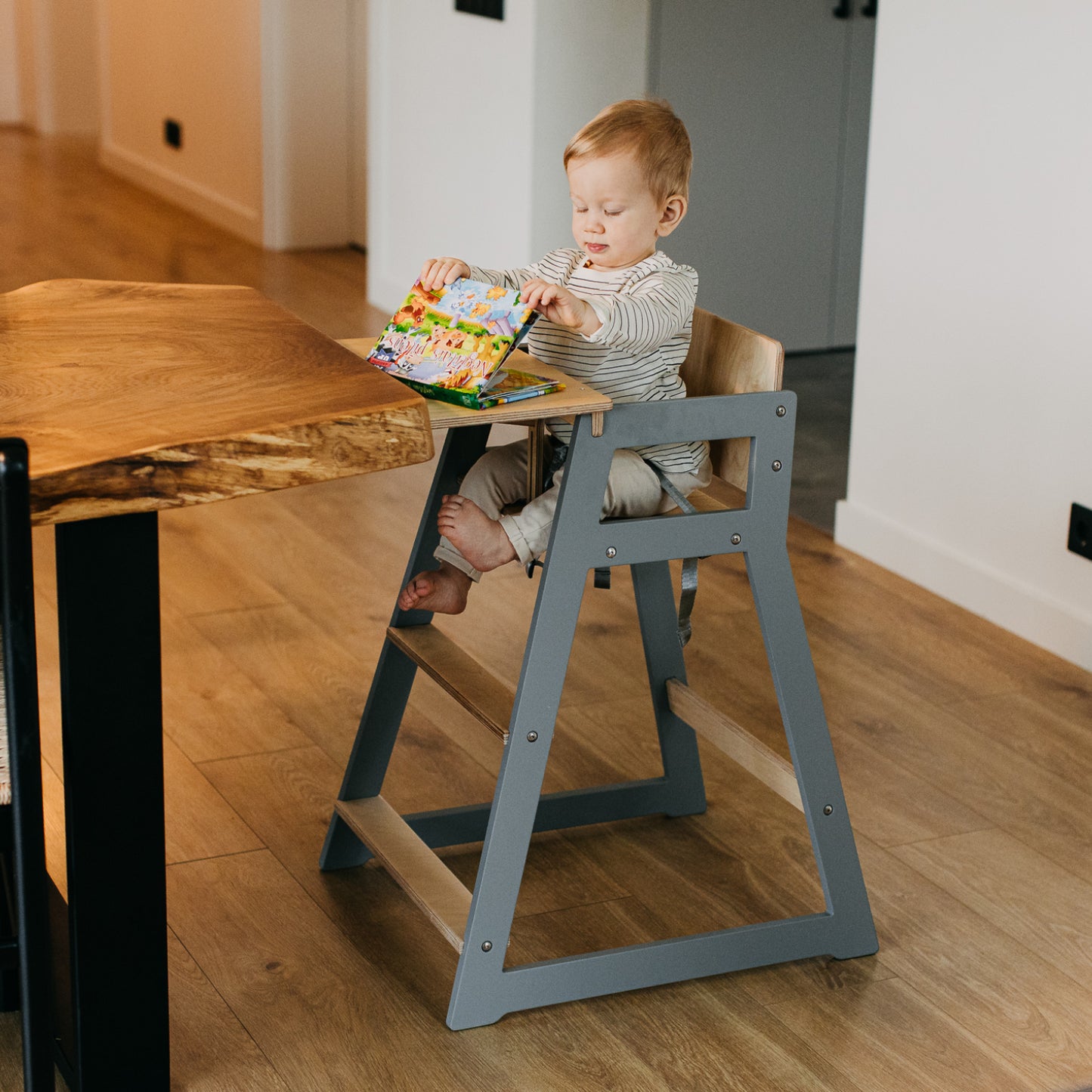 Duck Woodworks Highchair
