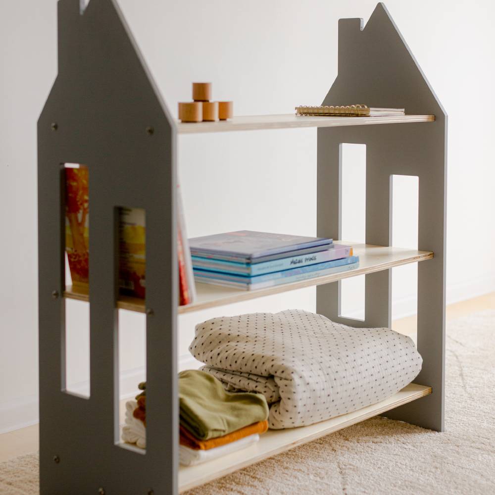 House shaped shelve
