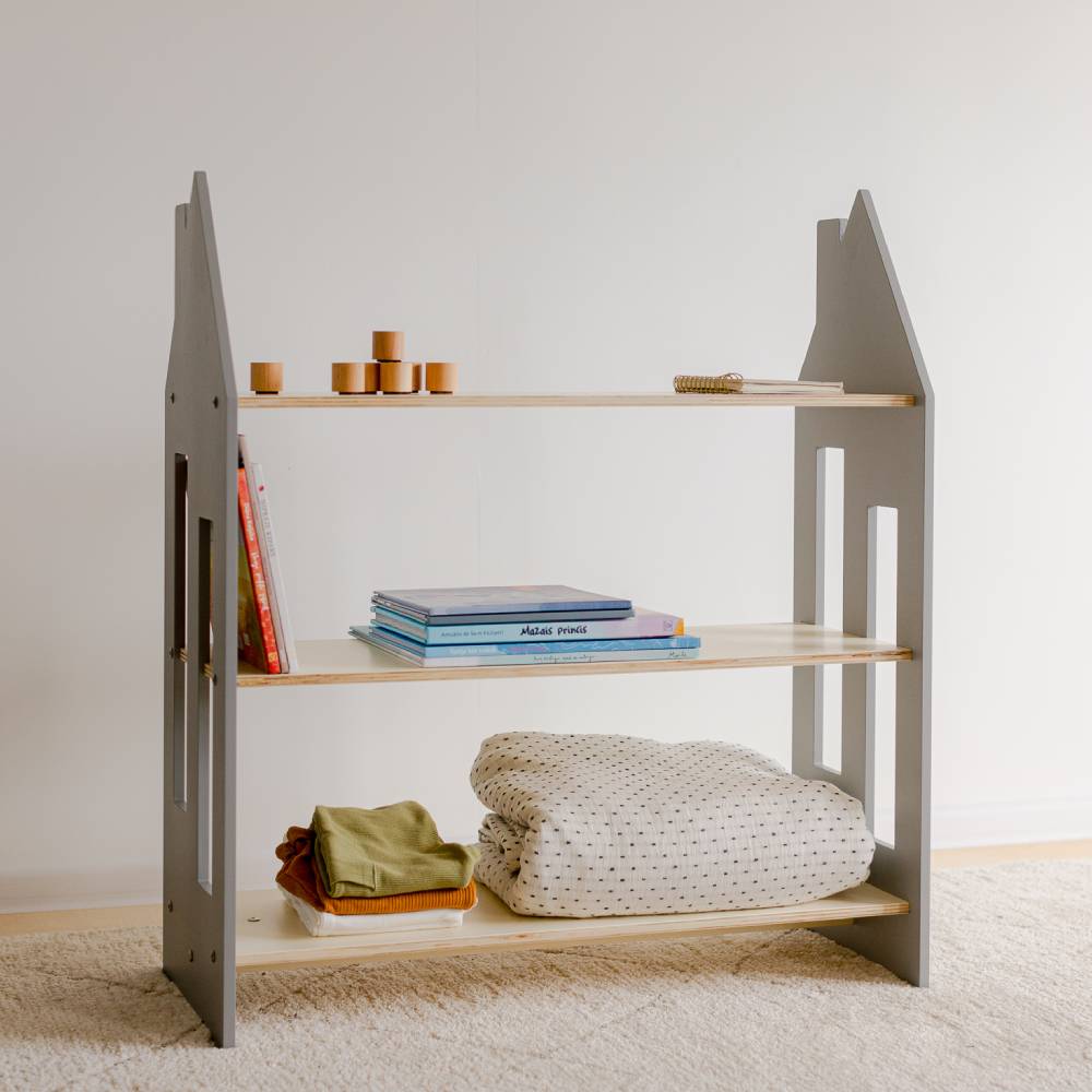 House shaped shelve