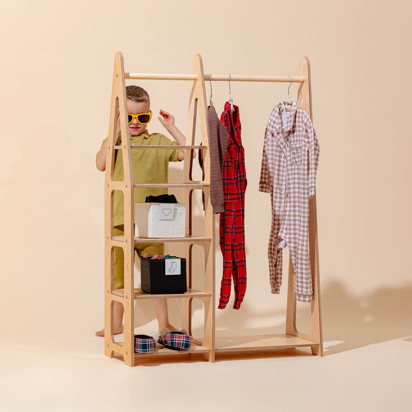 Clothing Rack with shelves on the side