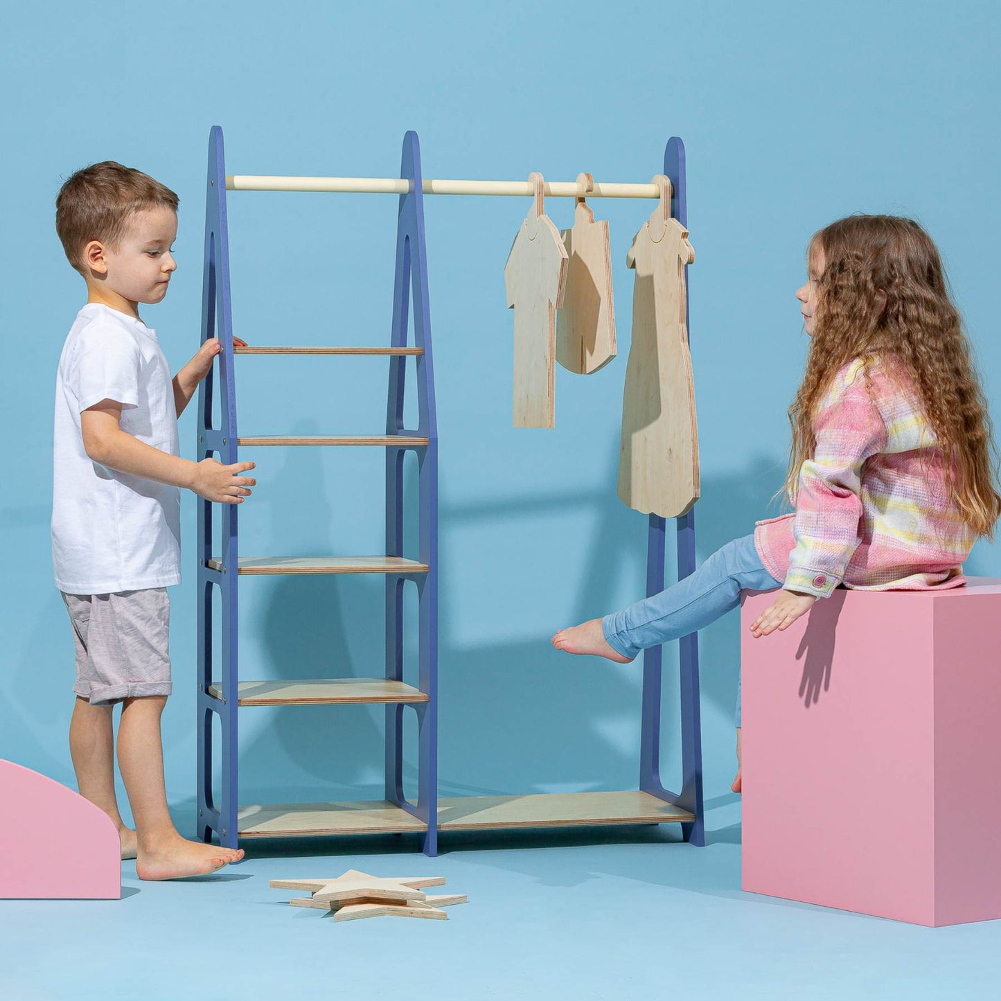 Clothing Rack with shelves on the side