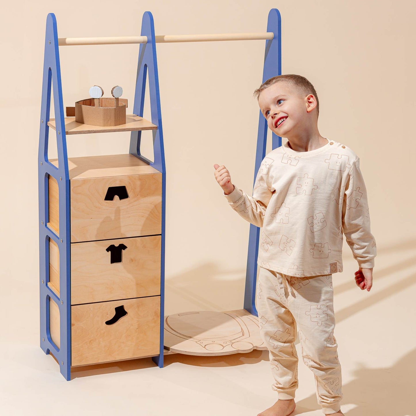 Clothing Rack with drawers (clothing shape holes)