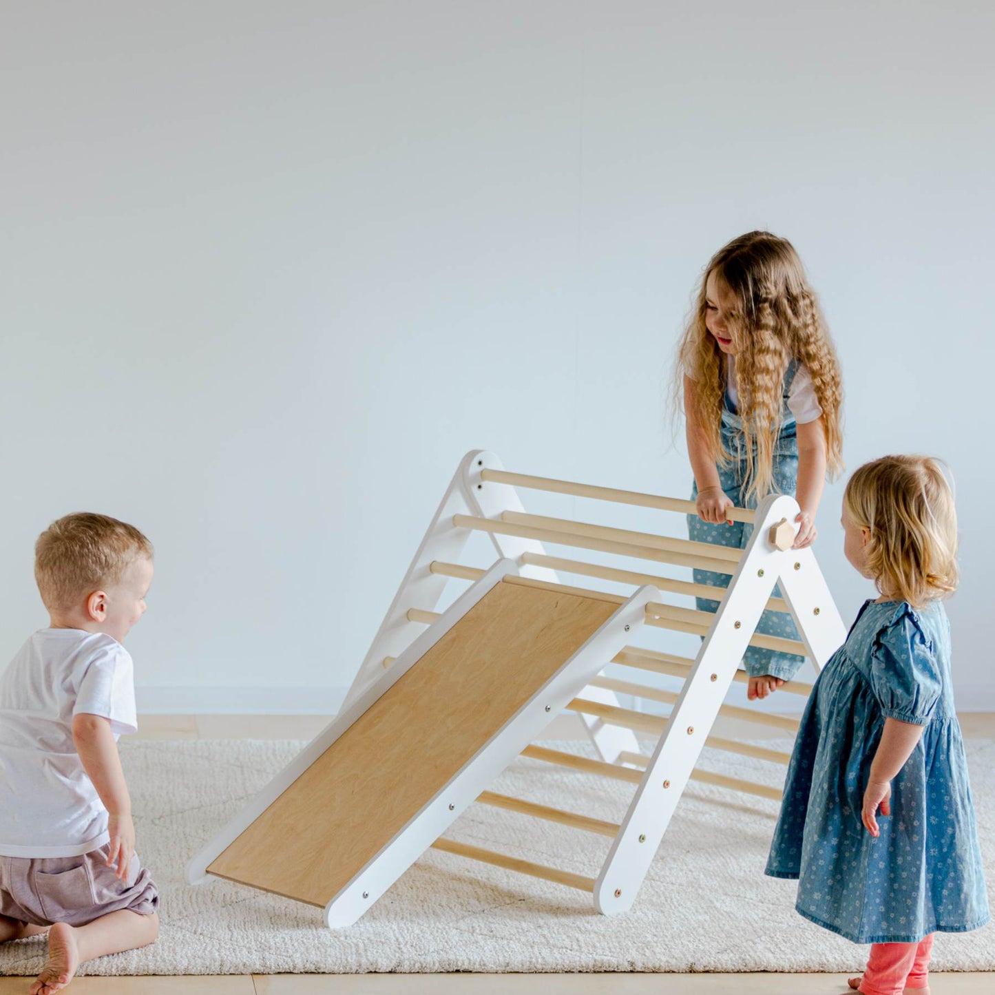 Climbing Triangle with a slide