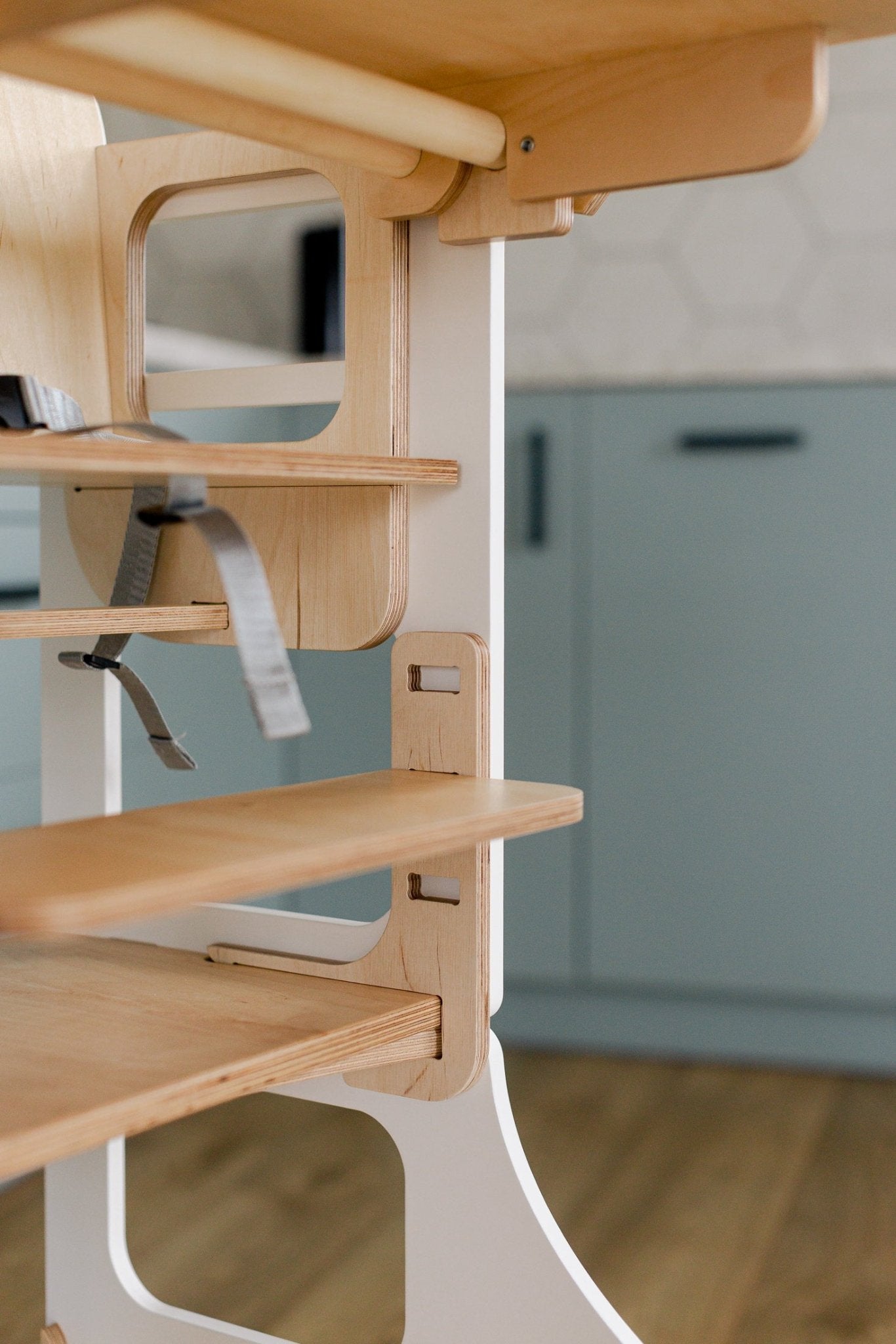 Footrest for the high chair - Duck Woodworks