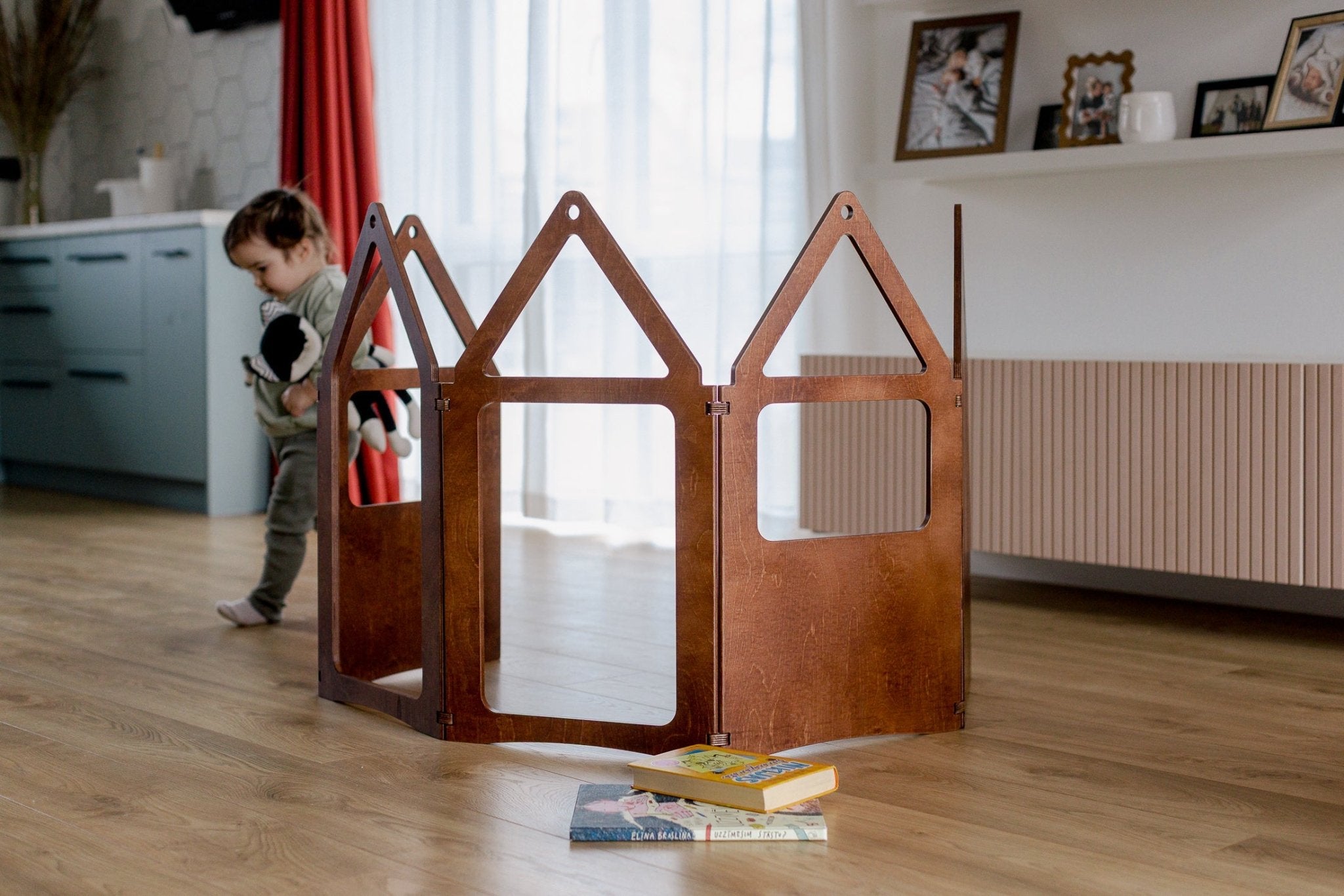 ZigZag house | Honey glaze - Duck Woodworks