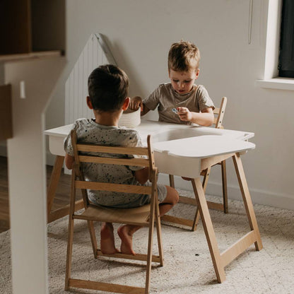 Sensory table