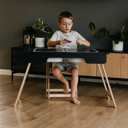 Sensory table