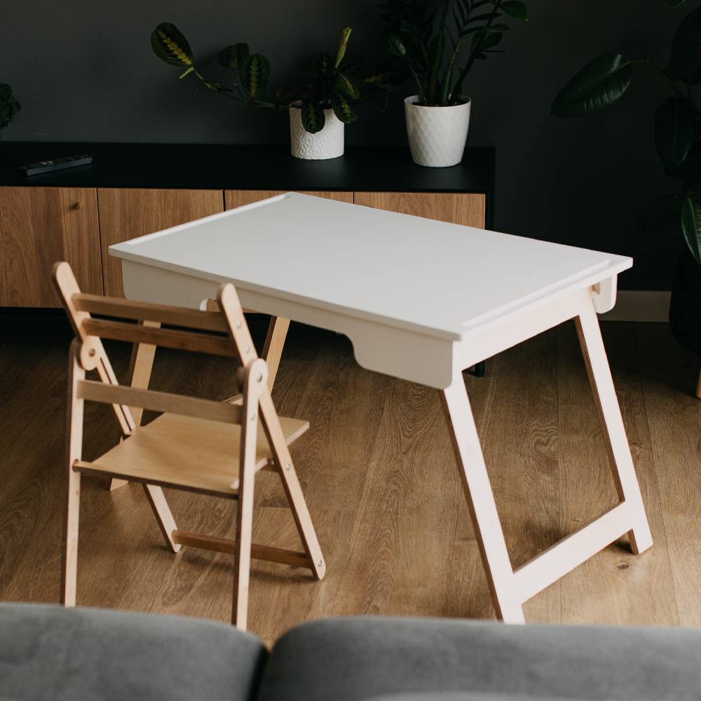 Montessori table