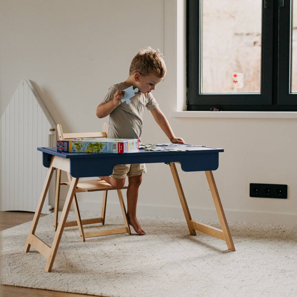 Montessori table