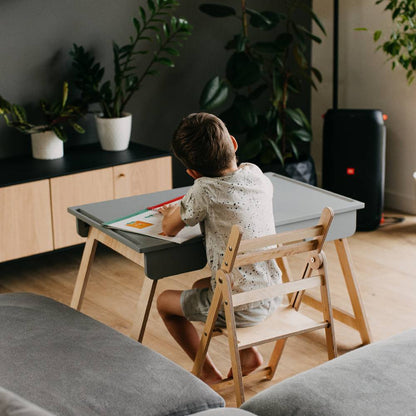 Montessori table