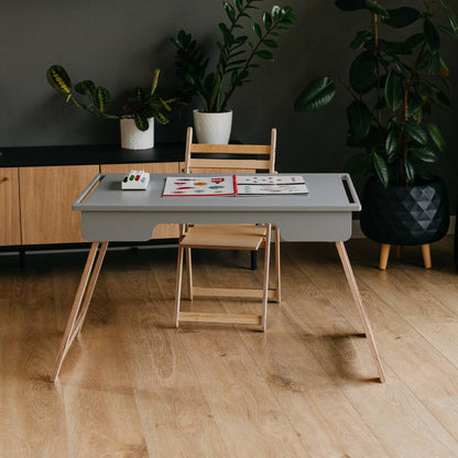 Montessori table