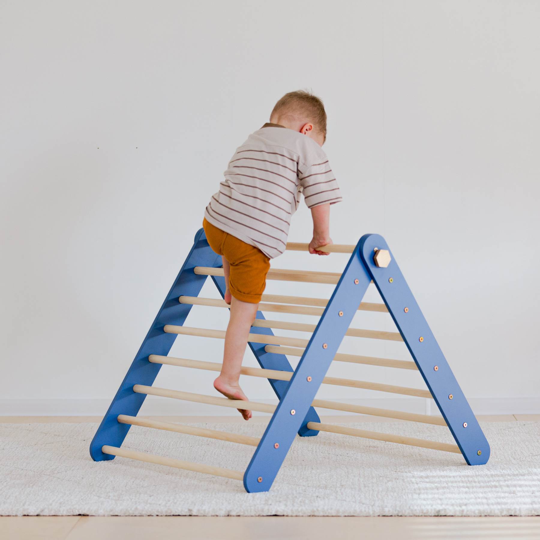 Climbing Triangle - Duck Woodworks