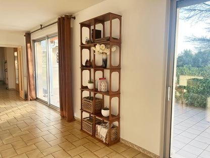 Mid-Century modern shelf |Illuminator