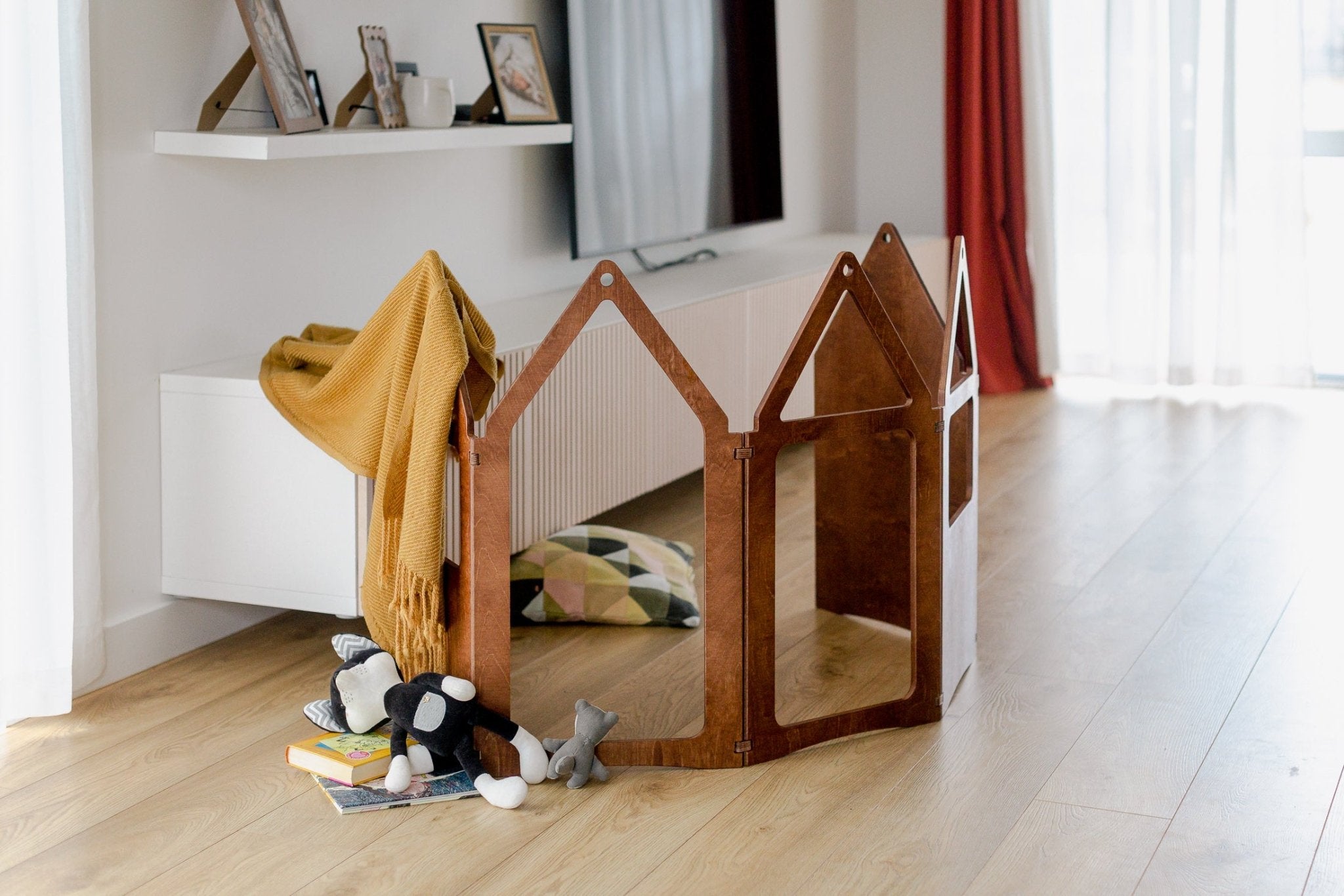 ZigZag house | Honey glaze – Duck Woodworks