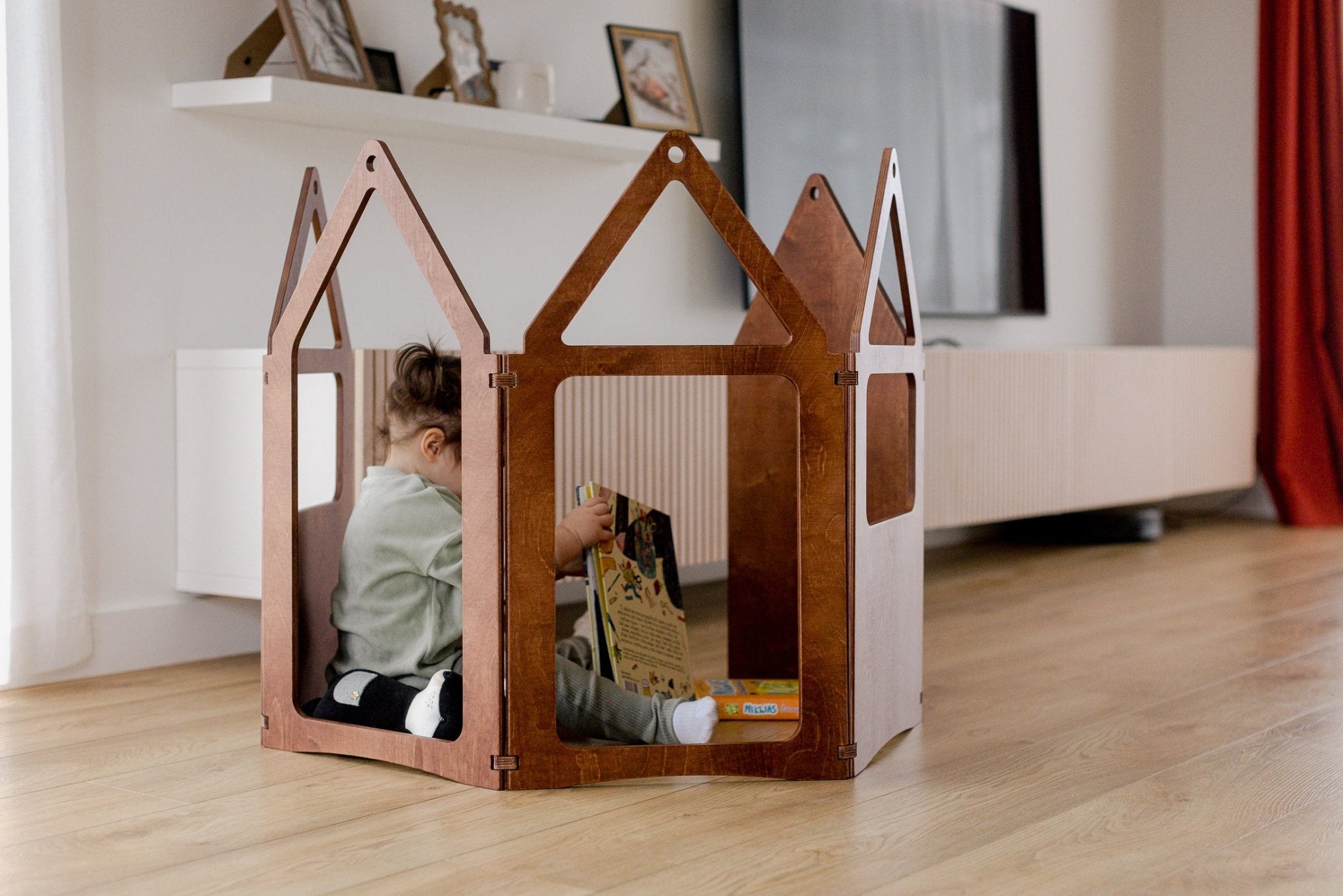 ZigZag house | Honey glaze - Duck Woodworks